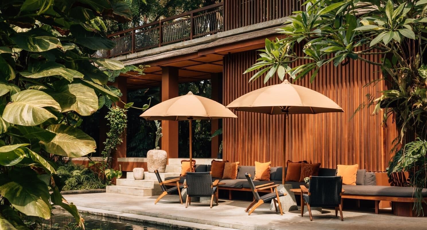 Jungle terrace lounge